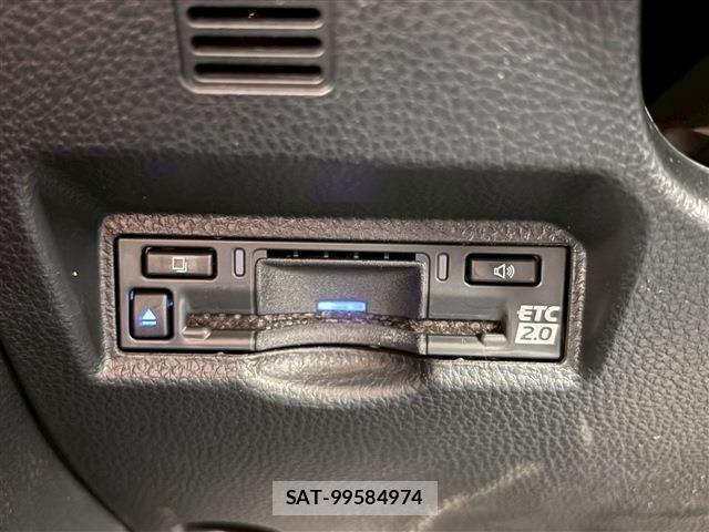 Toyota NOAH HYBRID 2025-10 7222865-22