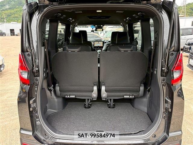 Toyota NOAH HYBRID 2025-10 7222865-7