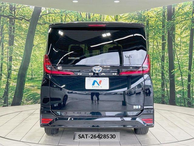 Toyota NOAH HYBRID 2022-06 7215706-15