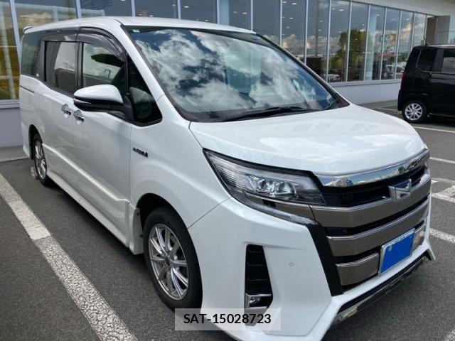 Toyota NOAH HYBRID 2019-02 7222833-1