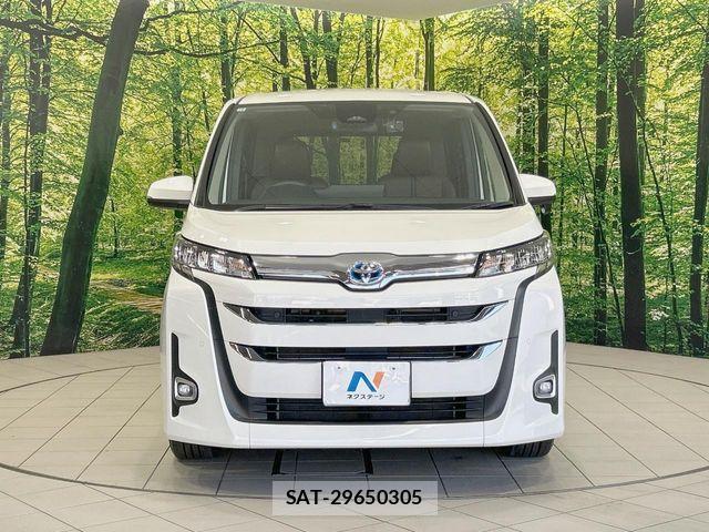 Toyota NOAH HYBRID 2022-10 7217175-14