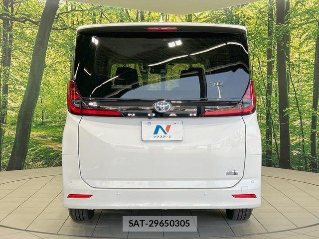 Toyota NOAH HYBRID 2022-10 7217175-15