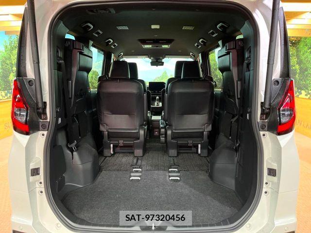 Toyota NOAH HYBRID 2023-03 7222840-13