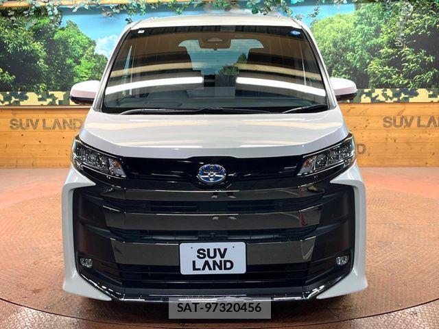 Toyota NOAH HYBRID 2023-03 7222840-16