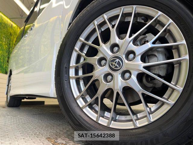 Toyota NOAH HYBRID 2017-01 7215617-13