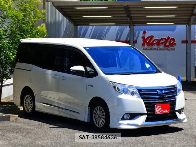 Toyota NOAH HYBRID 2015-05 7222820-1