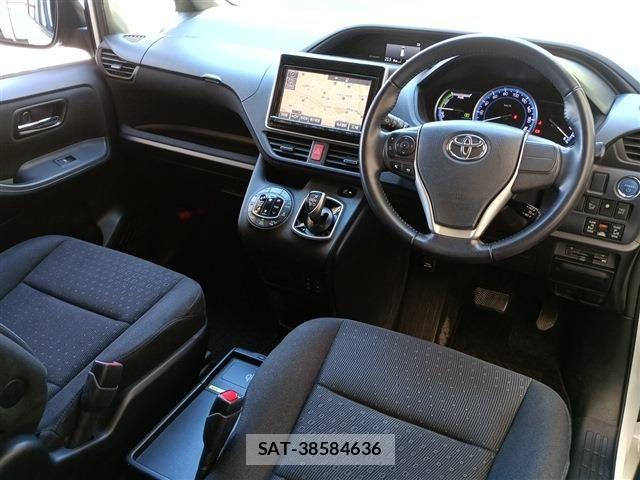 Toyota NOAH HYBRID 2015-05 7222820-4