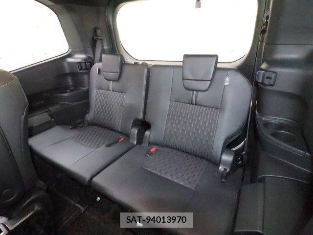 Toyota NOAH HYBRID 2025-09 7222860-9