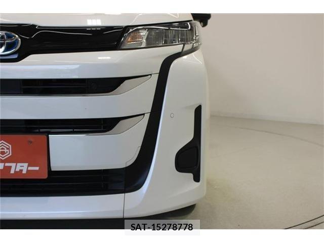 Toyota NOAH HYBRID 2023-11 7222858-13