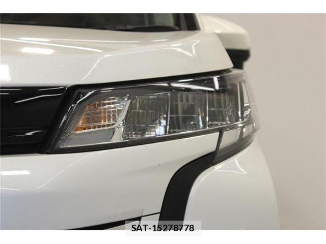 Toyota NOAH HYBRID 2023-11 7222858-14