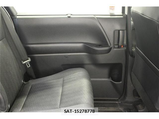 Toyota NOAH HYBRID 2023-11 7222858-29
