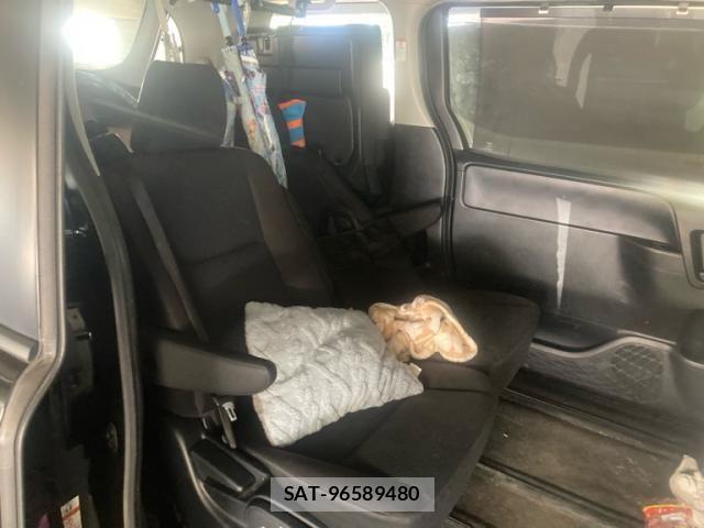Toyota NOAH HYBRID 2015-11 7222823-15
