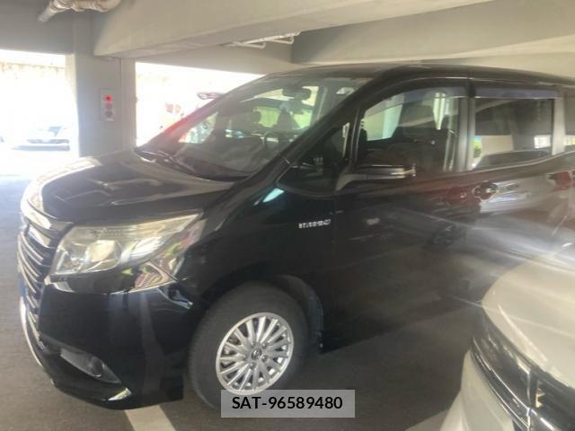 Toyota NOAH HYBRID 2015-11 7222823-1
