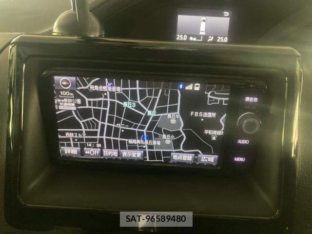 Toyota NOAH HYBRID 2015-11 7222823-22