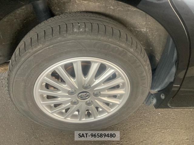 Toyota NOAH HYBRID 2015-11 7222823-4