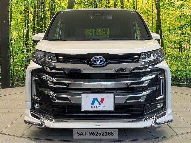 Toyota NOAH HYBRID 2022-09 7222838-14