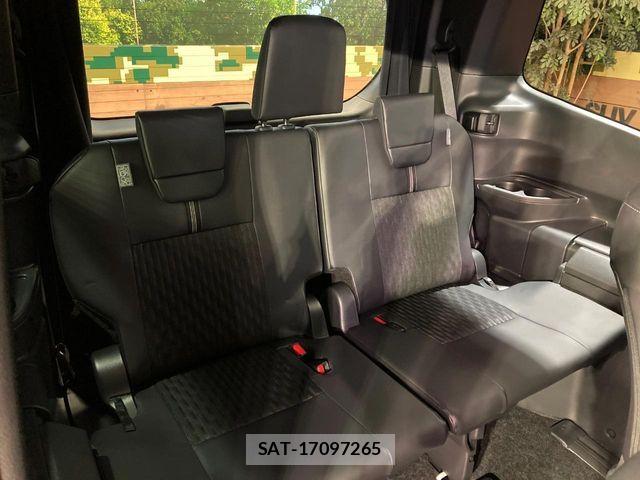 Toyota NOAH HYBRID 2025-04 7222857-10
