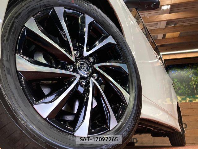 Toyota NOAH HYBRID 2025-04 7222857-12
