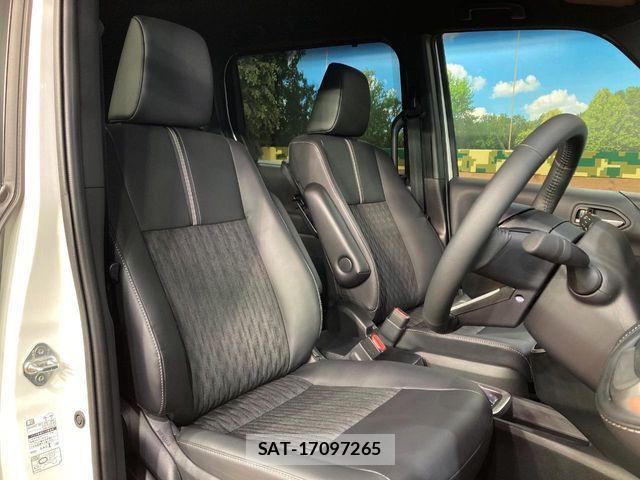 Toyota NOAH HYBRID 2025-04 7222857-8