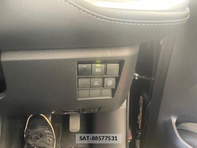 Toyota NOAH HYBRID 2024-06 7218377-6