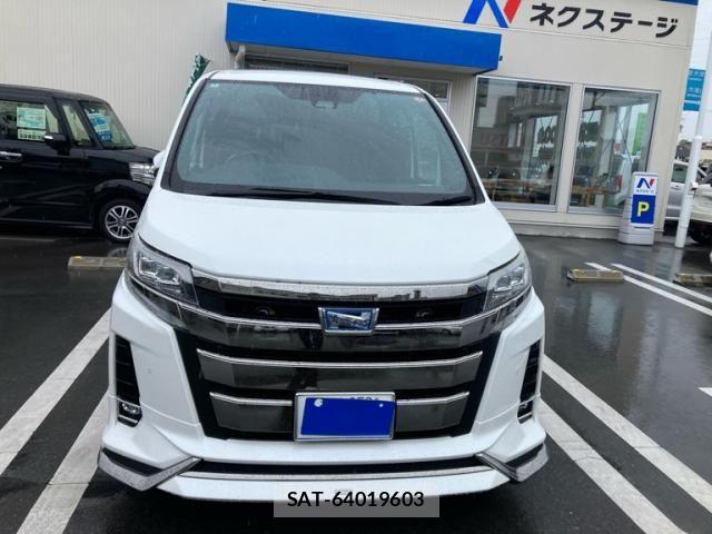 Toyota NOAH HYBRID 2020-03 7218187-0