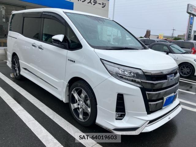 Toyota NOAH HYBRID 2020-03 7218187-1