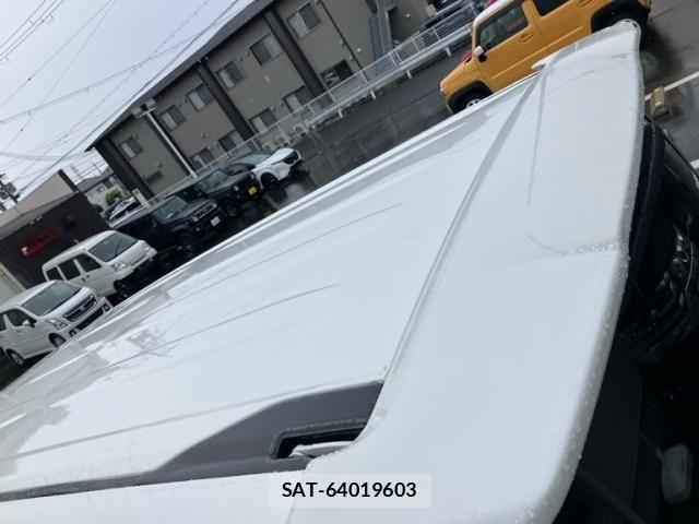 Toyota NOAH HYBRID 2020-03 7218187-8