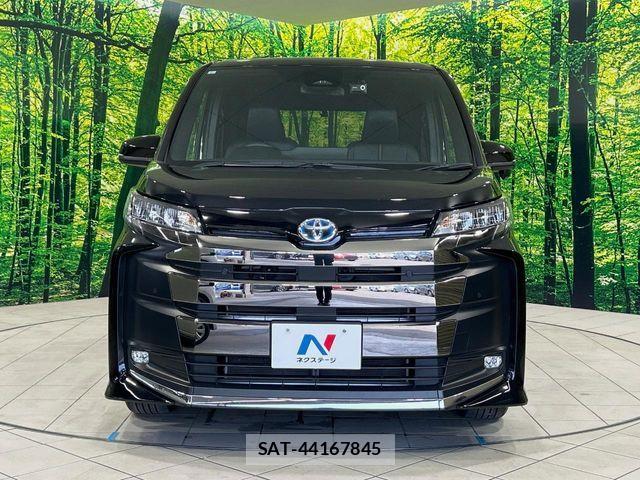 Toyota NOAH HYBRID 2023-05 7222849-14