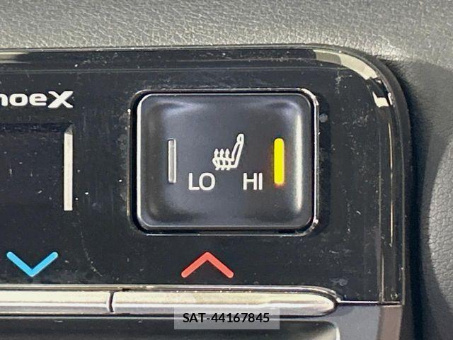 Toyota NOAH HYBRID 2023-05 7222849-6