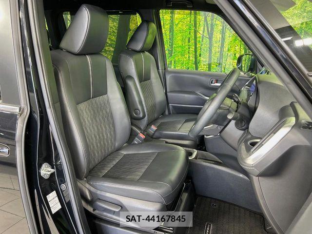 Toyota NOAH HYBRID 2023-05 7222849-7
