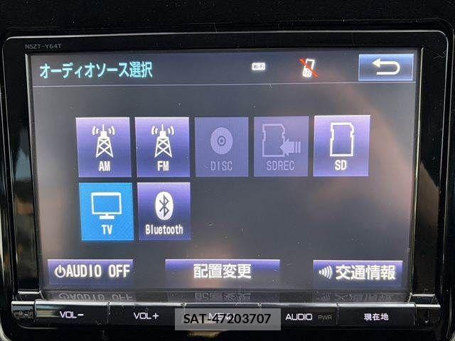 Toyota NOAH HYBRID 2016-03 7222827-5