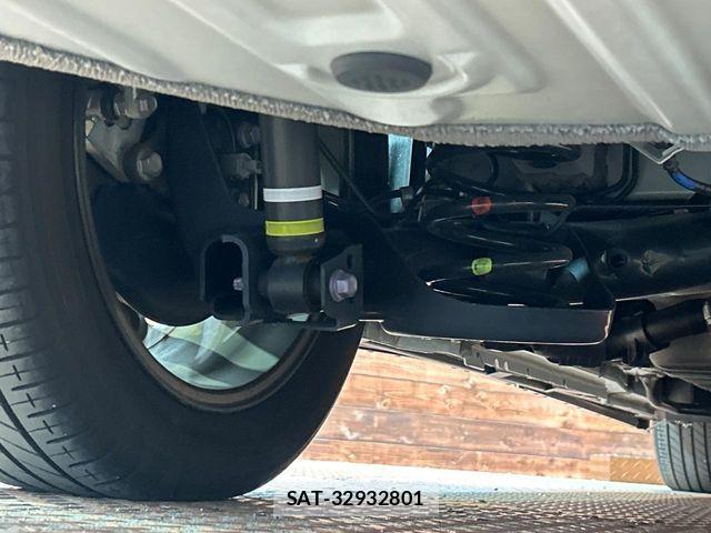 Toyota NOAH HYBRID 2023-07 7222850-19