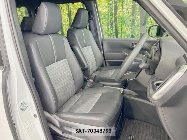 Toyota NOAH HYBRID 2026-02 7215940-7