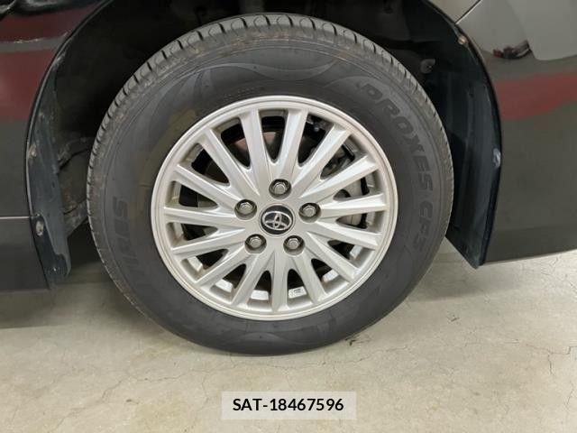 Toyota NOAH HYBRID 2014-12 7222819-1