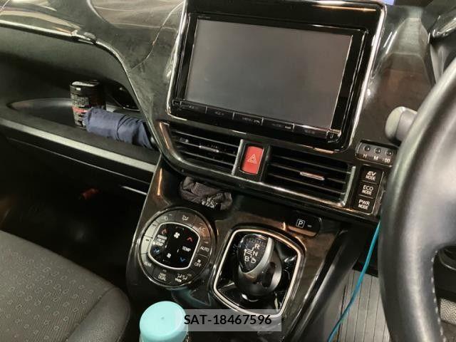 Toyota NOAH HYBRID 2014-12 7222819-3