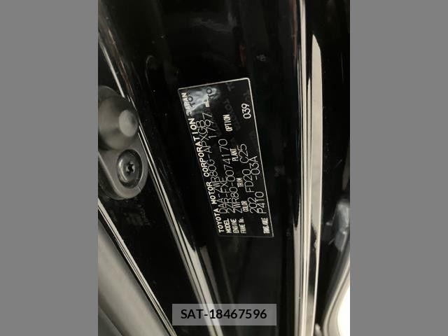 Toyota NOAH HYBRID 2014-12 7222819-7
