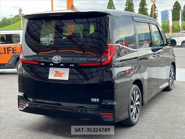 Toyota NOAH HYBRID 2023-07 7222855-12