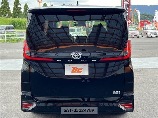 Toyota NOAH HYBRID 2023-07 7222855-13