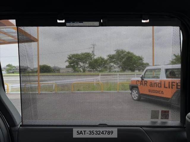 Toyota NOAH HYBRID 2023-07 7222855-24