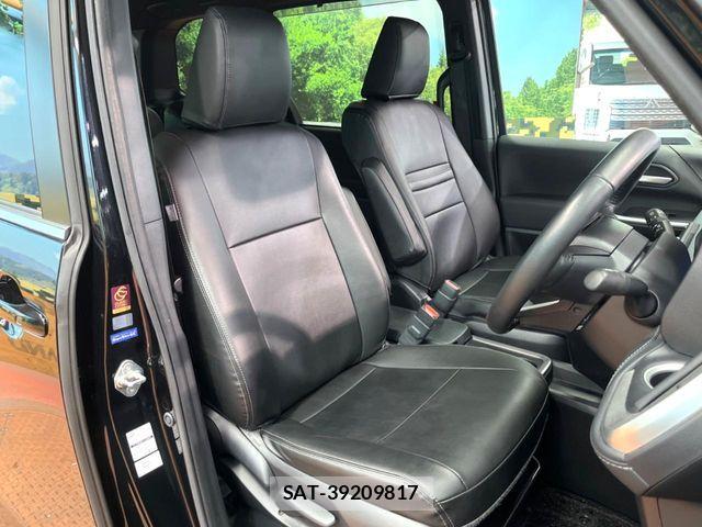 Toyota NOAH HYBRID 2023-06 7222842-9