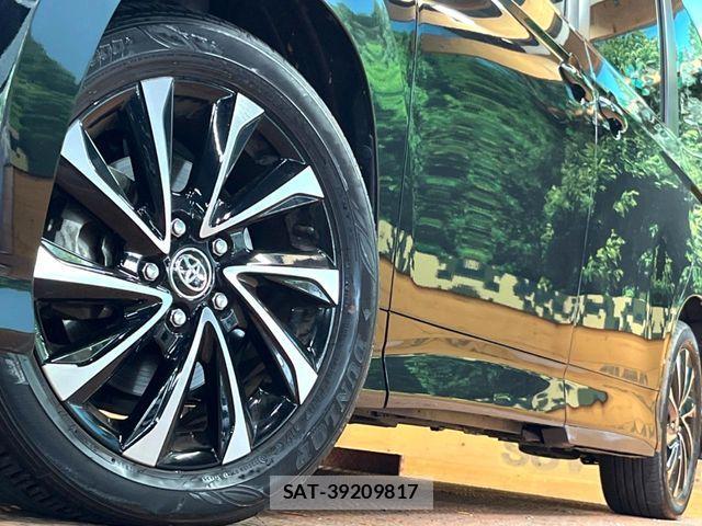 Toyota NOAH HYBRID 2023-06 7222842-14