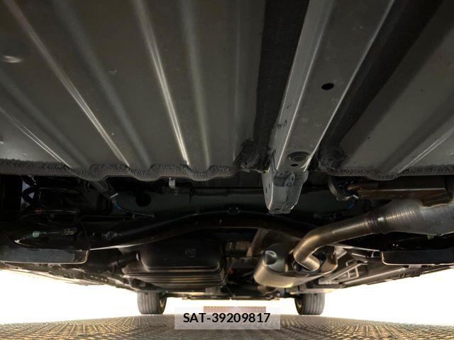 Toyota NOAH HYBRID 2023-06 7222842-18