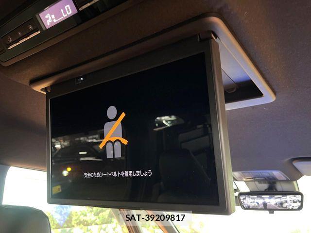 Toyota NOAH HYBRID 2023-06 7222842-2