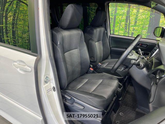 Toyota NOAH HYBRID 2020-02 7217296-7