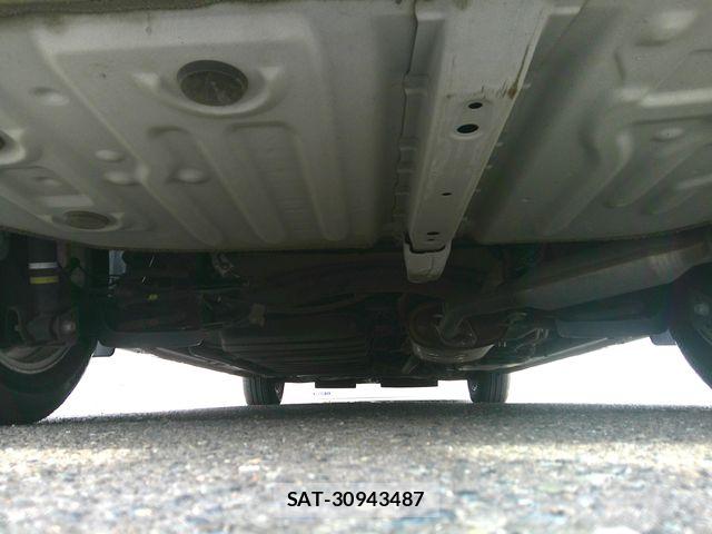 Toyota NOAH HYBRID 2019-01 7222825-16