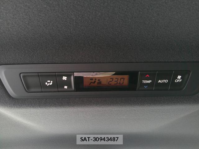Toyota NOAH HYBRID 2019-01 7222825-20