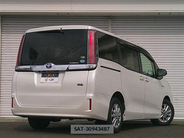 Toyota NOAH HYBRID 2019-01 7222825-2