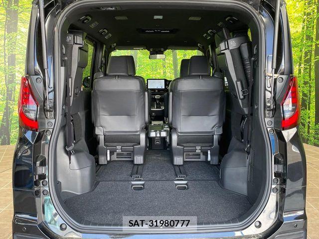Toyota NOAH HYBRID 2024-09 7222859-10