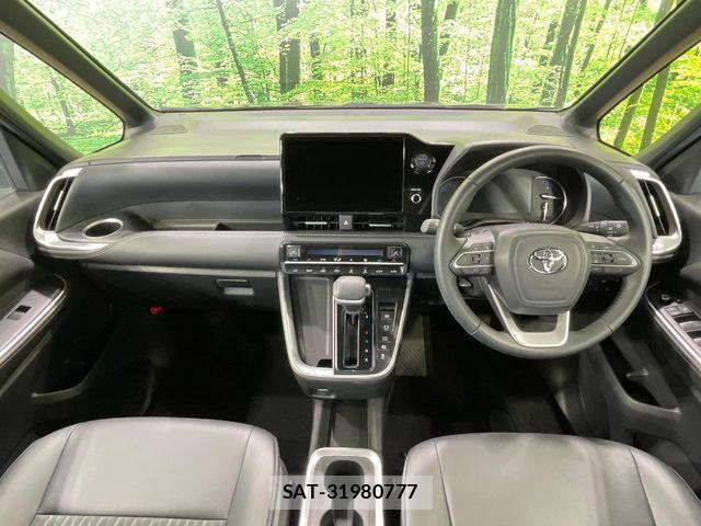 Toyota NOAH HYBRID 2024-09 7222859-1