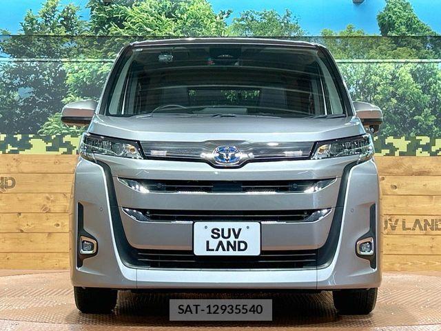 Toyota NOAH HYBRID 2022-10 7222837-16